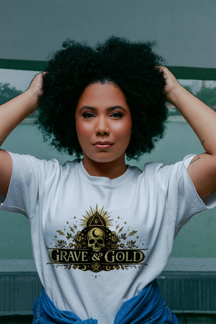 Grave gold Ladies' Flowy Cropped T-Shirt
